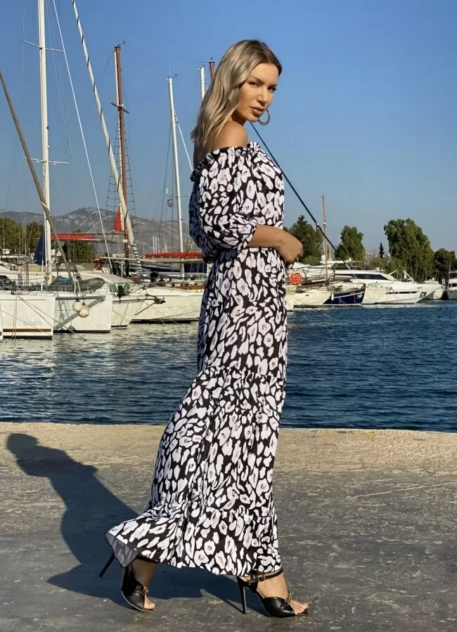 maxi έξωμο φόρεμα με βολάν