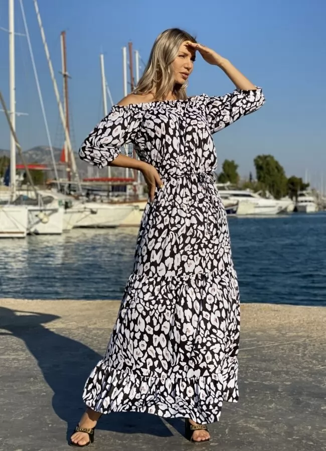 maxi έξωμο φόρεμα με βολάν