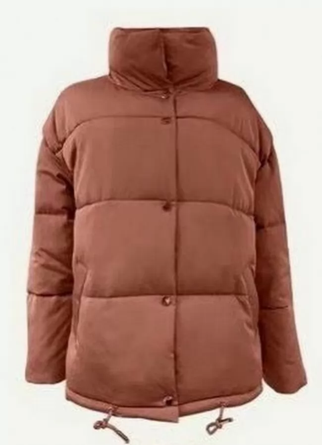 κοντό puffer jacket με ψηλό γιακά