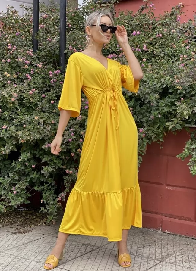 maxi φόρεμα με φαρδιά μανίκια