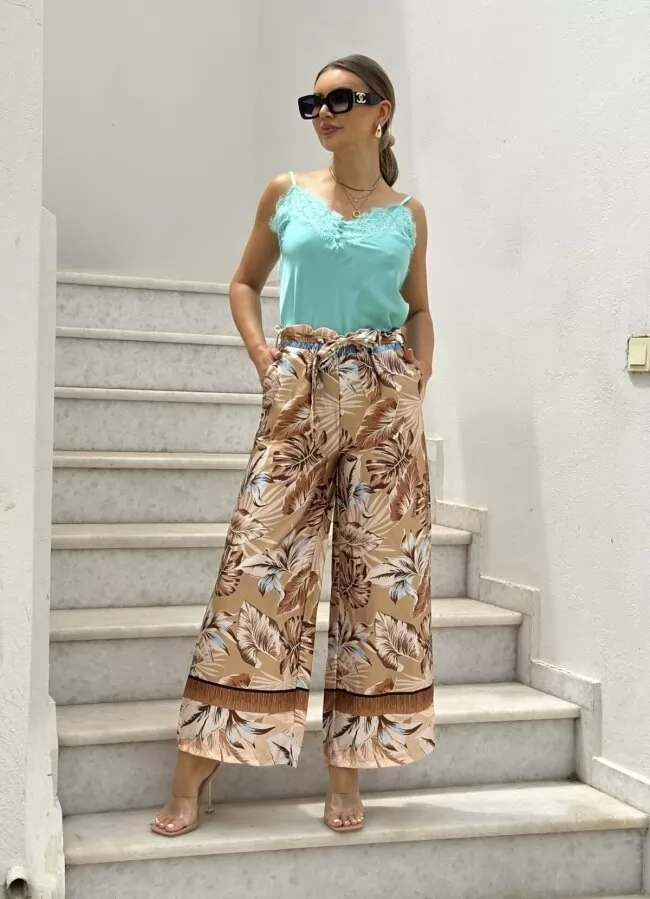 παντελόνα σατινέ floral με ζώνη & τσέπες