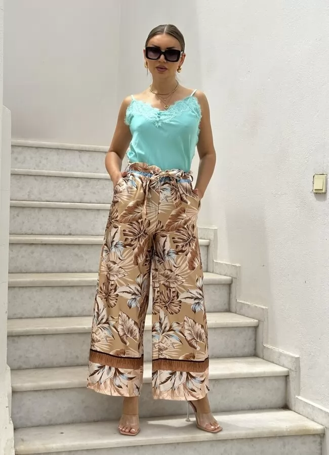 παντελόνα σατινέ floral με ζώνη & τσέπες