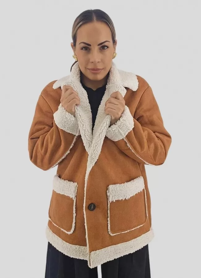 σουέτ jacket με εξωτερικές τσέπες & γούνα προβατάκι εσωτερικά